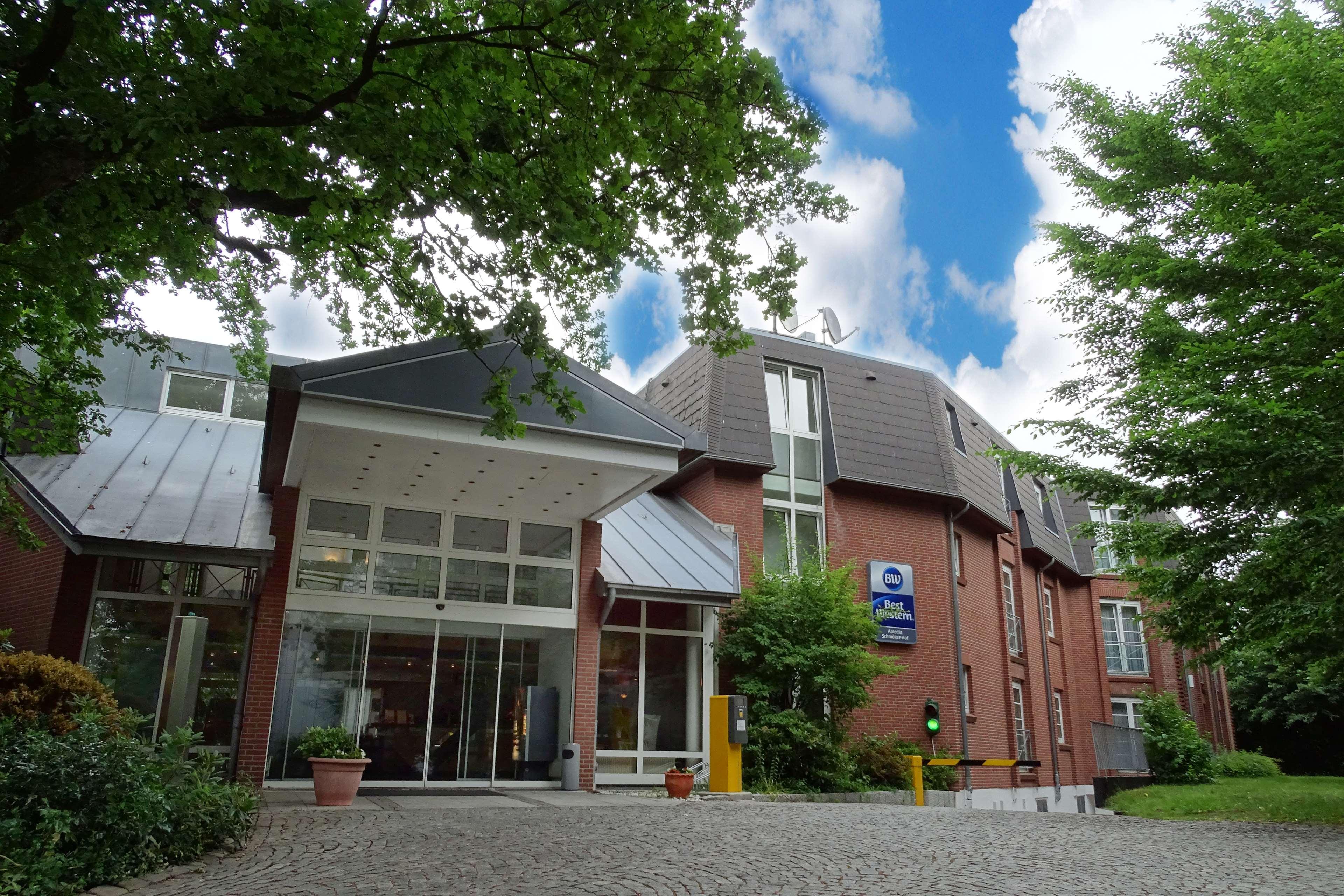 Best Western Hotel Schmoeker-Hof Нордерштедт Экстерьер фото