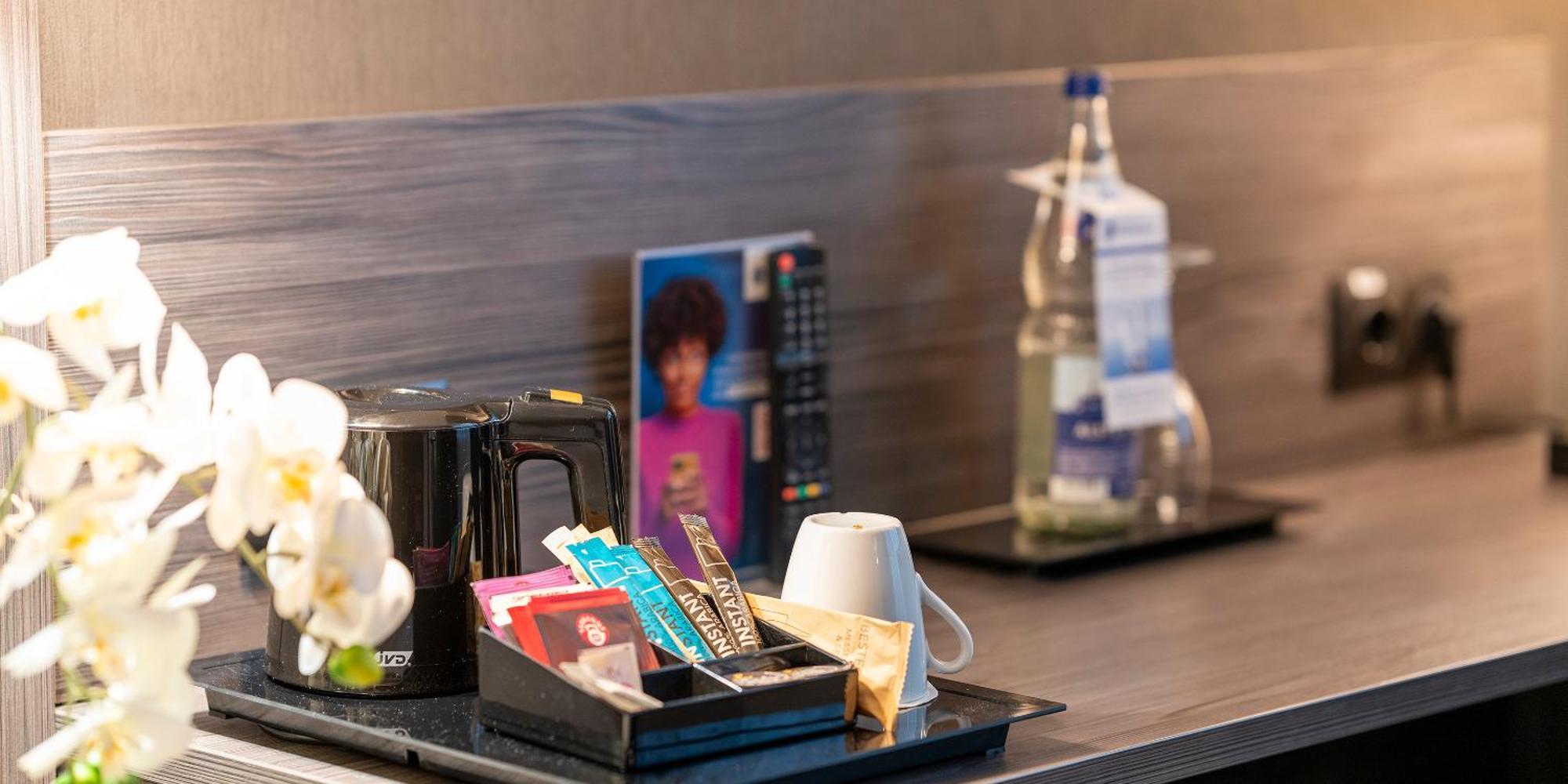 Best Western Hotel Schmoeker-Hof Нордерштедт Экстерьер фото