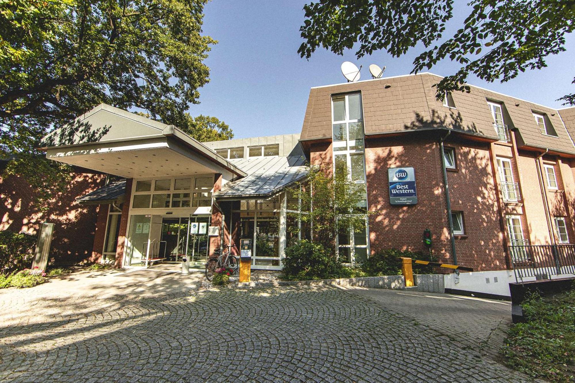 Best Western Hotel Schmoeker-Hof Нордерштедт Экстерьер фото